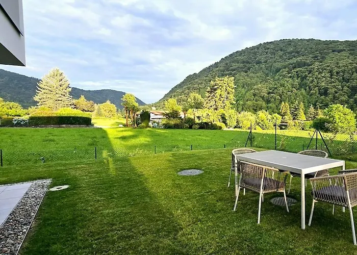Charming Apartment With Garden & Parking