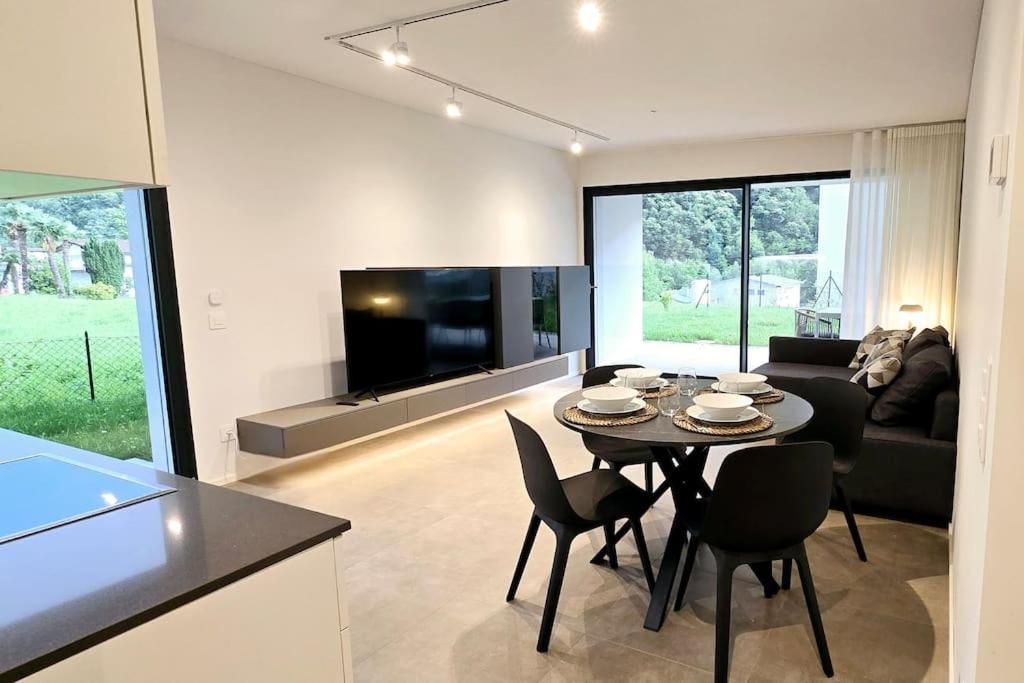 Appartement Charming With Garden & Parking